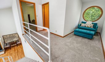 116 E Neptune Ave, Beverly Shores, IN 46301