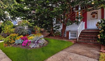 103 W 33RD St, Bayonne, NJ 07002