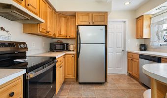 837 Cable Ave, Beachwood, NJ 08722