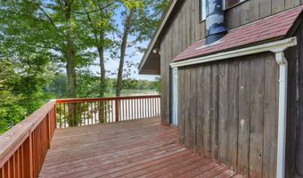 12 Sage Rd, Danbury, CT 06810