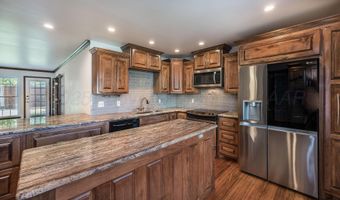 6401 HINSDALE Dr, Amarillo, TX 79109