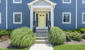 304 Deal Lake Dr 34, Asbury Park, NJ 07712