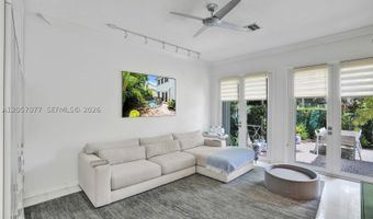 3690 NE 199th St 3690, Aventura, FL 33180