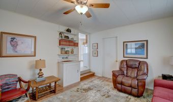 6904 EDWINA Ave NE, Albuquerque, NM 87110