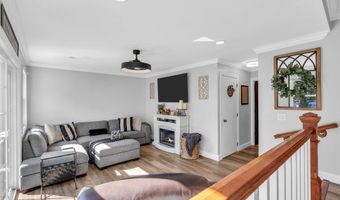 23 Pelican Dr, Bayville, NJ 08721