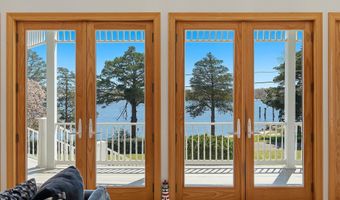 159 HARBOR INN Rd, Bayville, NJ 08721
