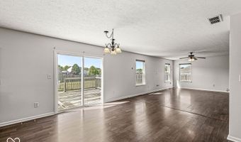 6851 Wilmot Ln, Avon, IN 46123