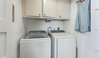 5360 S Highpoint Dr, Albion, IN 46701