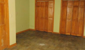 560 Broad St, Auburn, ME 04210