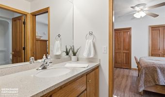 39 Nez Perce Dr, Cody, WY 82414