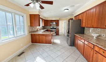 14 E Gate Rd, Danbury, CT 06811