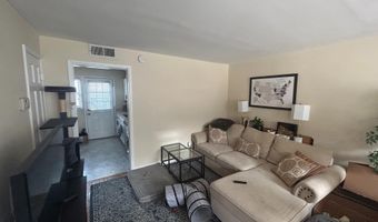 726 N OAKLAND St, Arlington, VA 22203