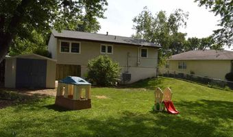 20 E Zeller St, North Liberty, IA 52317