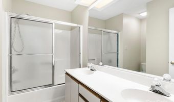 111 Cimarron Dr, Asheville, NC 28803