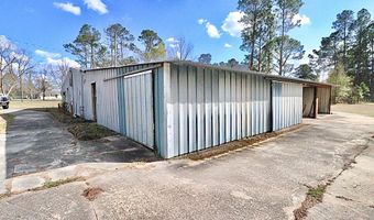 123 Westover Dr, Adel, GA 31620