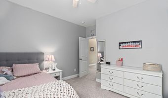 2712 Lake Waccamaw Trl, Apex, NC 27502