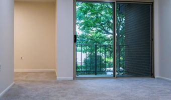 3376 WOODBURN Rd 24, Annandale, VA 22003