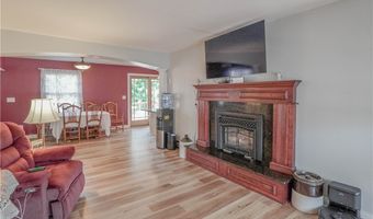 2077 Daniels Ave, Akron, OH 44312