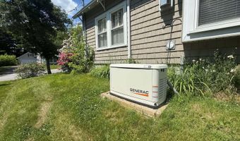 164 7th St, Bangor, ME 04401