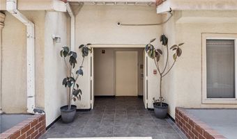 456 Shatto Pl 6, Los Angeles, CA 90020