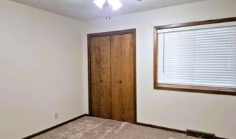 1614 17th St, Auburn, NE 68305