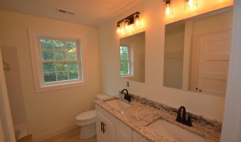 40 Tirrell Hill Rd, Bedford, NH 03110