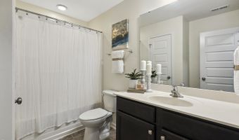 810 Richmont Grove Ln, Apex, NC 27523