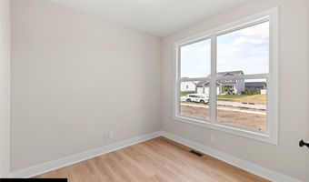 4415 NE 8th St, Ankeny, IA 50021