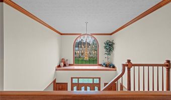 275 Camden Ln, Aurora, OH 44202