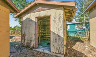 885 BONITA Rd, Atlantic Beach, FL 32233