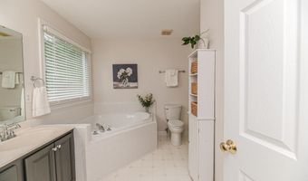 1307 Chenworth Dr, Apex, NC 27502