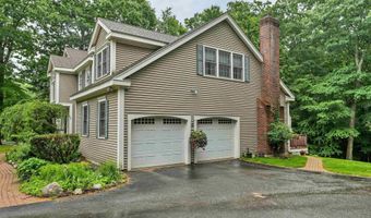 55 Dunlap Dr, Bedford, NH 03110