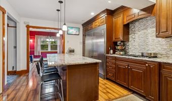 71 Main St, Bayonne, NJ 07035
