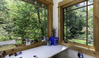 1800 Neil Creek Rd, Ashland, OR 97520