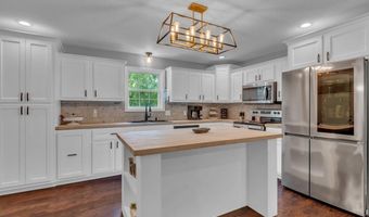 2450 Kuykendall Rd, Albertville, AL 35951