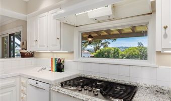 2086 Playa Rd, Carlsbad, CA 92009