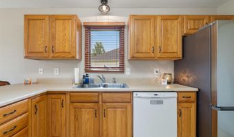 5371 Bear Creek Pass Pass, Auburn, IN 46706