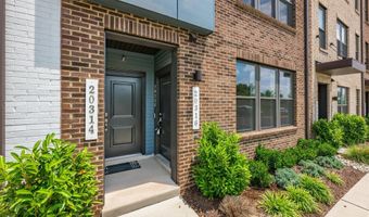 20316 NEWFOUNDLAND Sq, Ashburn, VA 20147