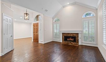 14775 Chancey St, Addison, TX 75001
