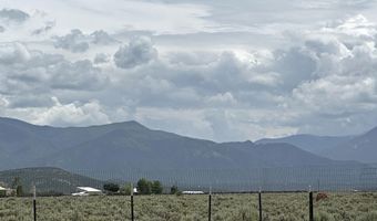 620 Tune Dr, Arroyo Hondo, NM 87513
