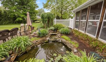 876 S Brooksvale Rd, Cheshire, CT 06410