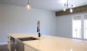 2302 SW I St 204, Bentonville, AR 72712