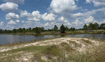 228 Zoarbella Dr, Baxley, GA 31513