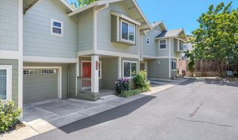 738 Normal Ave, Ashland, OR 97520