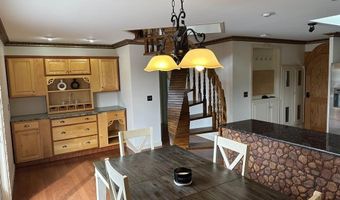 60 Mason St, Berlin, NH 03570