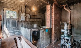 146 State St, Augusta, ME 04330