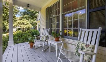 11 Prides Crossing Ln, North Kingstown, RI 02874