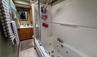 425 Southward Dr, Austintown, OH 44515