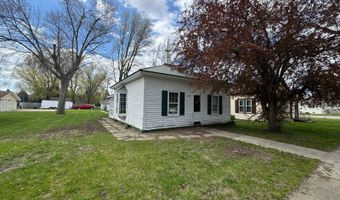 909 7th St, Britton, SD 57430