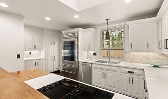 1443 Crystal Lake Rd 3E, Aspen, CO 81611